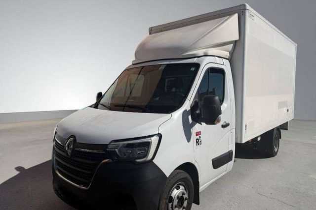 Renault Master caja cerrada de 2021